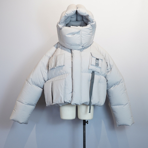 Individuelle Pufferjacke mit Kapuze, mehreren Funktionstaschen, winddicht, wasserabweisend, Techwear Winter Oberbekleidung Herren Daunenmantel - Product Image 1