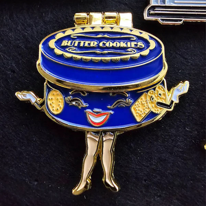 <strong>Cookies</strong> <strong>Jar</strong> Hard Enamel Hinged Lapel Pin Badge Custom Zinc Alloy Enamel Pin With Hinge Badge Metal Crafts for Christmas Gift - Product Image 4