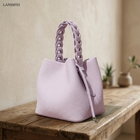 Sac à bandoulière en cuir véritable imperméable style rétro, sac à main polyvalent et tendance pour l'été – Vente en gros