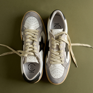 Zapatillas de <span class=keywords><strong>Skate</strong></span> de Cuero Vacuno Vintage Hechas a Mano de Primera Calidad con Acabado Desgastado para Hombre y Mujer, Zapatillas Blancas Desgastadas para Parejas, Casuales con Suela Gruesa - Product Image 4
