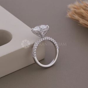 Bague en diamant de laboratoire taille ronde au design tendance, bijoux fins pour mariage et anniversaire, cadeau pour femme, provenant d'un fournisseur indien - Product Image 3