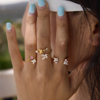 Bague empilable personnalisée pour femme, motif papillon en cristal rose doré, en acier inoxydable 316L, ouverte et ajustable, bijou délicat pour le quotidien