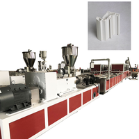 Machine de coffrage de bâtiment en PP Modèle de contreplaqué de construction en contreplaqué PP Ligne de production d'extrusion de panneau de profil ondulé creux