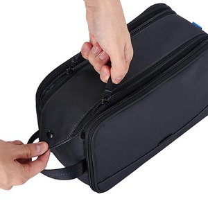 Trousse de Toilette de Voyage Promotionnelle Multi-Compartiments Pliable en Quatre, Imperméable, Durable et Portable, à Suspendre, pour Hommes et Femmes - Product Image 2