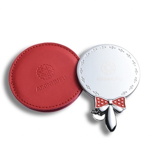 กระจกพกพาขนาดเล็กแบบกำหนดเองได้ ผลิตจากโลหะผสมสังกะสี พร้อมซองหนัง PU สำหรับใส่ในกระเป๋า - Product Image 1