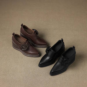 Zapatos de Tacón Alto Unisex de Otoño e Invierno Hechos en China, Parte Superior de Cuero Vacuno, Zapatos de Diseño Cómodos y de Alta Gama - Product Image 6