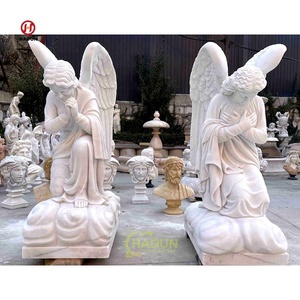 Sculpture à la main en pierre de marbre ange assis <span class=keywords><strong>avec</strong></span> des ailes Statue priant bébé pierre tombale Statue d'ange - Product Image 3