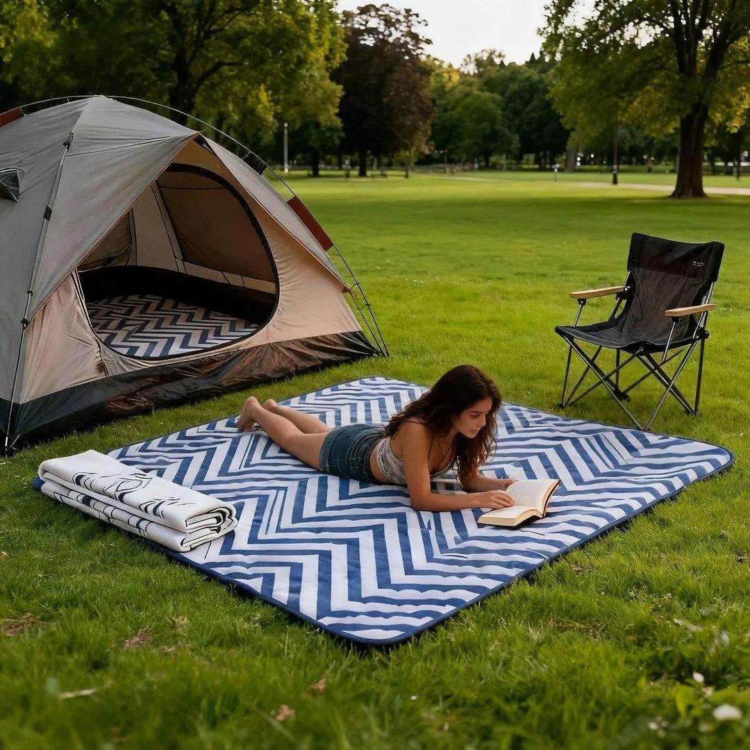 Patrón de ondas azules y blancas.