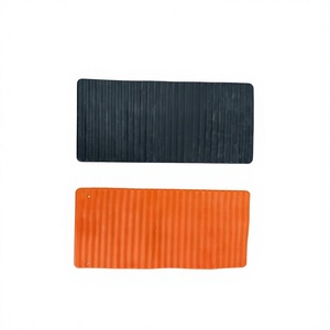 <b>Foldable</b> Anti-Slip Aluminum Flexible Deformation Bracket Silicone Mount Suction Cup For Mobile Phone Orange Black Device Support - Product Image 2