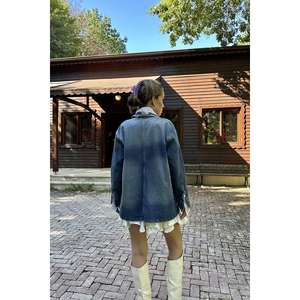 Veste en jean vintage bleue pour femme, 100% coton, à volants, manches longues, coupe oversize, style décontracté streetwear, vêtement d'extérieur tendance - Product Image 1