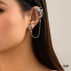 Boucles d'oreilles Cyberpunk de qualité supérieure à clipser et à percer, style LED futuriste, bijoux de mode pour hommes et femmes, en vente - Product Image 2