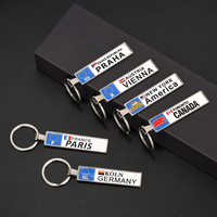 Vente en gros de porte-clés de plaque d'immatriculation européenne suspendus porte-clés drapeau national du Canada porte-clés rectangulaire en métal blanc en résine époxy