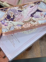 Palette de fards à paupières satinés imperméables six couleurs Flower Knows Knight Unicorn 6,5 g pour le maquillage et les looks quotidiens des yeux