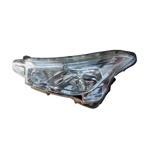 Le bloc optique avant pour Citroën C4 Aircross est équipé de pièces détachables d'origine pour phares gauche et droit 1608386880 - Product Image 4