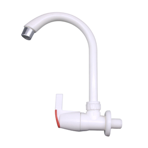 Grifos de Agua Fría de Plástico PP Blancos para Cocina o Baño, Montados en la Pared, con una Sola Manija - Product Image 1