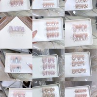 Qianya Spring Faux Ongles à Presser Effet Œil de Chat Faits Main, 10 Pièces, en Acrylique, pour Femme, Ensemble Floral de Luxe Peint à la Main