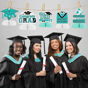 8 Pezzi Centrotavola a Nido d'Ape per Laurea, Decorazioni per Feste di Laurea Teal, Classe 2026, Topper da Tavolo 'Ci Siamo tanto orgogliosi di te' - Product Image 4