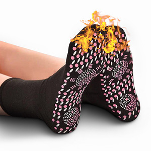Logo personnalisé <span class=keywords><strong>Chaussettes</strong></span> chauffantes en <span class=keywords><strong>tourmaline</strong></span> auto-chauffantes pour les pieds <span class=keywords><strong>Chaussettes</strong></span> d'extérieur anti-gel pour les soins des pieds - Product Image 2