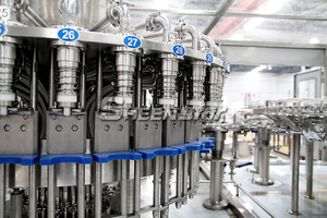 Hoàn toàn tự động 12000 BPH tươi máy nước cam và nước chanh dây chuyền sản xuất với <span class=keywords><strong>3</strong></span>-<span class=keywords><strong>in</strong></span>-<span class=keywords><strong>1</strong></span> tự động hệ thống rót chai - Product Image 6