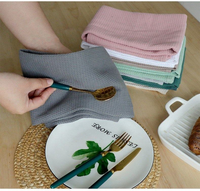 Nouveaux accessoires Ultra doux lavable en Machine personnalisé gaufre visage serviette à séchage rapide haute absorbant Spa en gros 100% coton