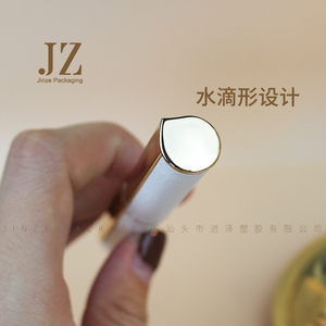 Jinze lungo e sottile di <span class=keywords><strong>goccia</strong></span> <span class=keywords><strong>a</strong></span> forma di tubo del rossetto di colore oro con bianco autoadesivo di cuoio contenitore di rossetto - Product Image 3