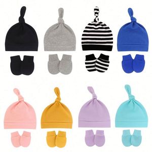 Bonnet Turban Bébé 100% Coton Noué et Mitaines Rayées pour Nouveau-né, Cadeau Promotionnel pour Bébés et Tout-petits Garçons et Filles - Product Image 1