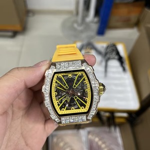 Drioshipping NOUVEAU Montre pour homme avec logo personnalisé, montre à diamants, montre sportive, montres mécaniques étanches pour hommes - Product Image 1