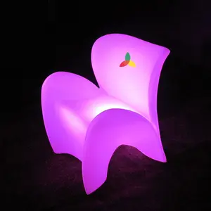 Rgb Kleurverandering Verlicht Verlicht Draagbare Bartafels Buiten Led Stoel Lumineuse Led Tuin Glow Meubelen Bar Sofa Set