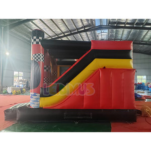 Château gonflable commercial en PVC rouge Lightning McQueen avec toboggan, voitures de course, et parcours d'obstacles amusant - Product Image 5