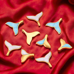 Dijes de Cola de Sirena de Acero Inoxidable con Esmalte y Baño de Oro PVD de 18K para Fabricación de Joyería DIY |   Impermeable, Hipoalergénico y Duradero - Product Image 3
