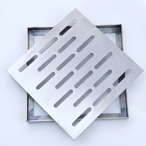 Système de drainage linéaire direct usine en acier inoxydable avec grille <span class=keywords><strong>à</strong></span> fentes et <span class=keywords><strong>caniveau</strong></span> en béton polymère pour projets paysagers - Product Image 2