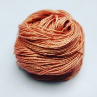 Fil à tricoter à la main Maharaja de qualité supérieure 100% soie, teint, écologique, anti-boulochage, doux, pour broderie et tissage, à prix économique