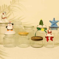 Bocaux en verre modernes pour l'organisation des aliments dans la cuisine avec couvercles en céramique, idéaux pour les cadeaux
