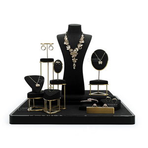 Présentoir personnalisé de magasin de marque Design velours bijoux organisateur présentoir pour collier de perles pendentif ensemble spectacle - Product Image 4