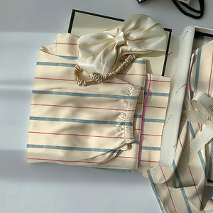 Setelan Piyama Wanita Motif Garis Seperti Sutra - Pakaian Santai Modis Lengan Panjang untuk Musim Semi - Product Image 3