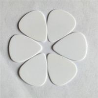 2024 haute qualité 100 pièces forme Standard vierge 1.14mm Delrin blanc médiators de guitare