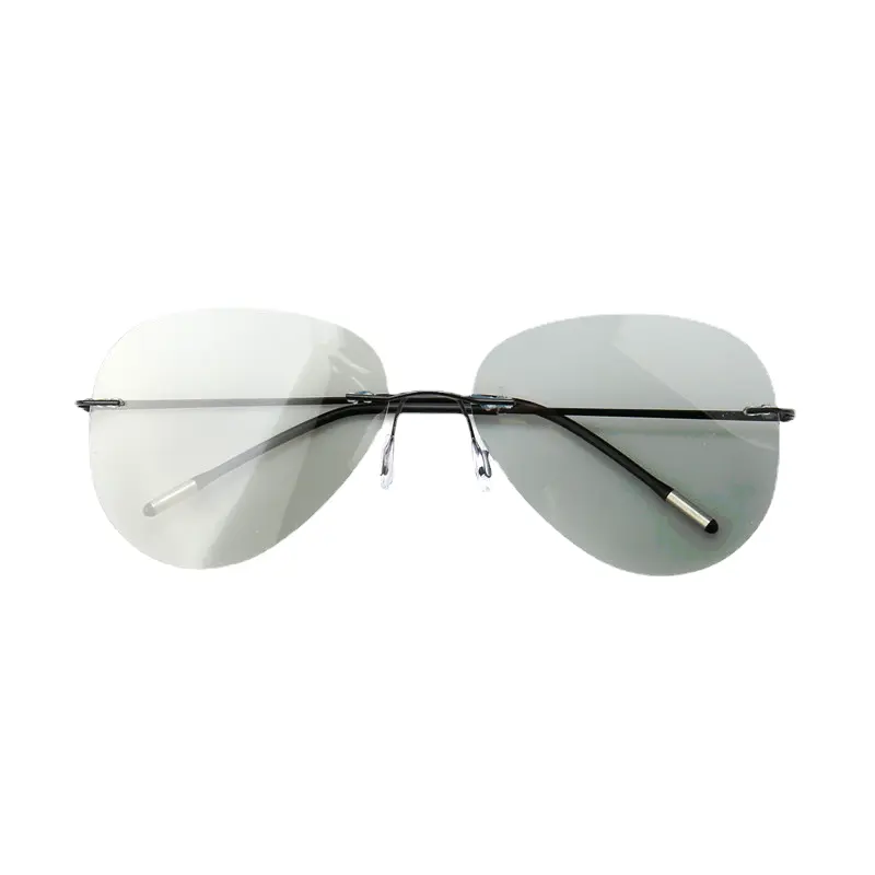 新しいファッションサングラスは超光偏光HDクラムゴグルフレームレスドライビングフィッシングで紫外線から保護します