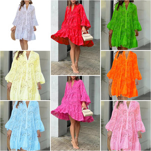 LS520 Nouvelle Collection Robes d'été chics pour femmes, décontractées, couleur unie, col en V, brodées, ajourées, amples, en dentelle - Product Image 1