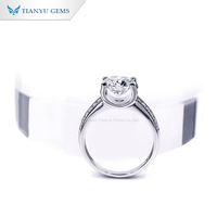 Cincin Pertunangan Tianyu S925 Perak Moissanite Set Gaya Solitaire Klasik Sempurna untuk Lamaran dan Pernikahan