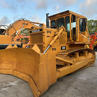 Bulldozer Caterpillar D7G d'occasion, état quasi neuf (90%), moteur 200 CV, 22 tonnes, type chenillé, prix avantageux, vente rapide