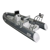 Nouveau design 2026 – Bateau semi-rigide gonflable de 17 pieds à fond en V profond, bateau semi-rigide en fibre de verre/aluminium avec tube en Hypalon/PVC