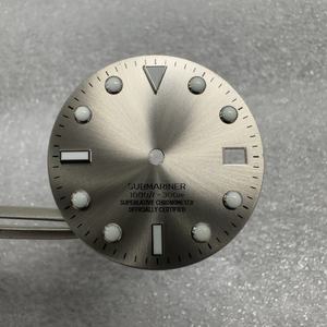 Esfera de Reloj Azul Estilo NH35-36 en Oferta |   Rostro Luminoso Personalizado con Texto de 1000 pies = 300 m |   Fabricante de Esferas de Reloj para Buceo OEM - Product Image 2