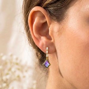 Pendientes Colgantes de Labradorita Púrpura Natural en Forma de Cometa con Acento de Circonita Cúbica en Plata de Ley 925, Delicados y Hechos a Mano con Piedras Preciosas - Product Image 6