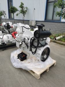 <span class=keywords><strong>Moteur</strong></span> diesel marin Dongfeng Cumins 6 cylindres 4 temps refroidi par <span class=keywords><strong>eau</strong></span> 5,9 <span class=keywords><strong>L</strong></span> 150 CV <span class=keywords><strong>sur</strong></span> bateau complet B5.9 - Product Image 5