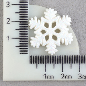 Decorazione Natalizia in Resina a Forma <span class=keywords><strong>di</strong></span> Fiocco <span class=keywords><strong>di</strong></span> Neve, Design Trendy per Addobbi Pendenti - Product Image 3