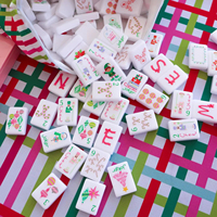 Tuiles de Mahjong de Noël en Acrylique de Luxe, 160 Tuiles de Mahjong avec Tapis et Accessoires pour le Plaisir Quotidien