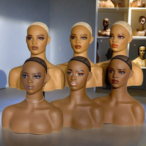 Vẻ đẹp Châu Âu thực tế nữ mannequin Đầu hiển thị đạo cụ PVC đen khăn hat với tóc giả - Product Image 1