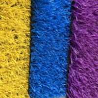 Regenbogen-Kunstrasen-Teppich für Vergnügungsparks, Kindergärten, Schulspielplätze, Farbenfrohe Outdoor-Bodenlösung