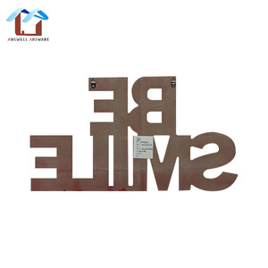 Comercial <span class=keywords><strong>de</strong></span> artesanía <span class=keywords><strong>de</strong></span> madera "Sonrisa" Casa colgando <span class=keywords><strong>de</strong></span> la pared decorativo <span class=keywords><strong>de</strong></span> madera letras <span class=keywords><strong>de</strong></span> madera - Product Image 4