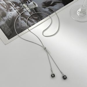 Модные женские длинные ожерелья с геометрическими акриловыми подвесками на цепочке-змейке, аксессуары для шеи, ювелирные украшения - Product Image 6